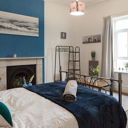 Vila Victorian Elegance At Kingscliffe, Sleeps 17 Manchester Exteriér fotografie
