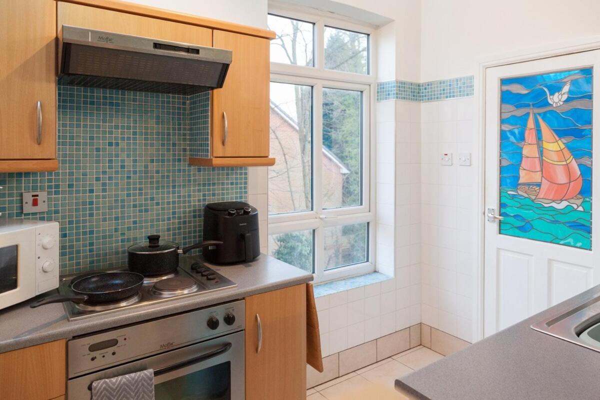 Vila Victorian Elegance At Kingscliffe, Sleeps 17 Manchester Exteriér fotografie