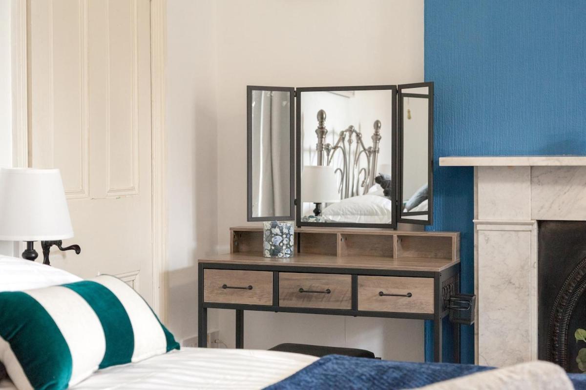 Vila Victorian Elegance At Kingscliffe, Sleeps 17 Manchester Exteriér fotografie