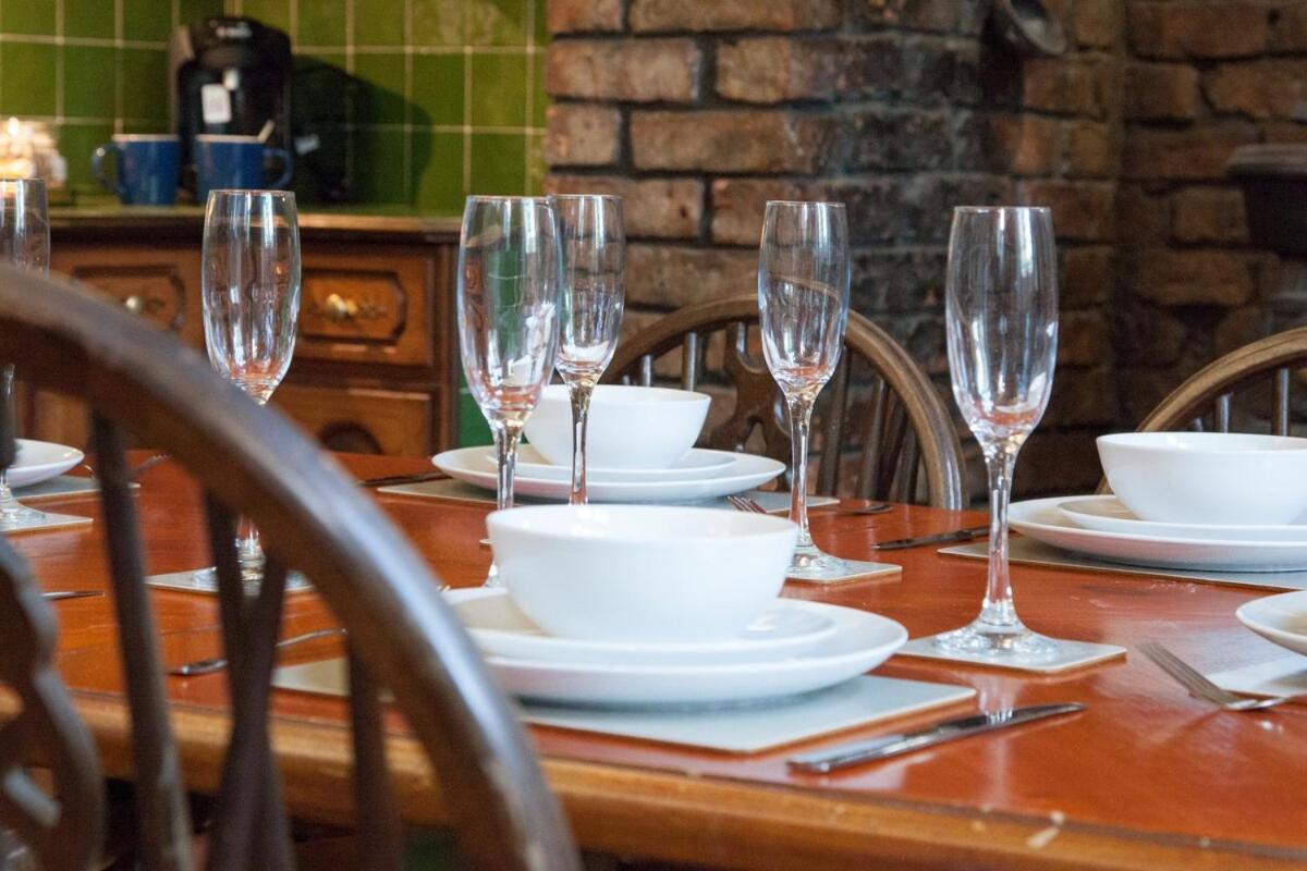 Vila Victorian Elegance At Kingscliffe, Sleeps 17 Manchester Exteriér fotografie