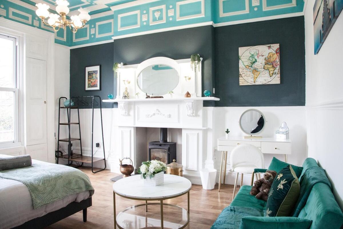 Vila Victorian Elegance At Kingscliffe, Sleeps 17 Manchester Exteriér fotografie